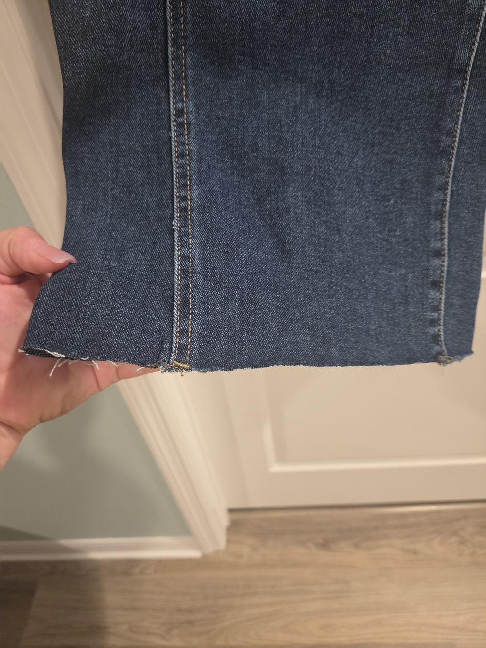 Express Dark Blue High-Rise Wide Leg Jeans NWT - Picture 4 of 8